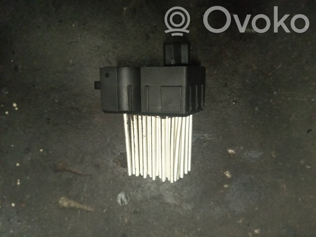BMW 5 E39 Rezystor / Opornik dmuchawy nawiewu 
