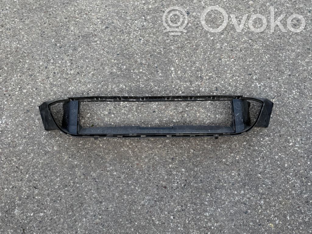 BMW 5 F10 F11 Front bumper lower grill 