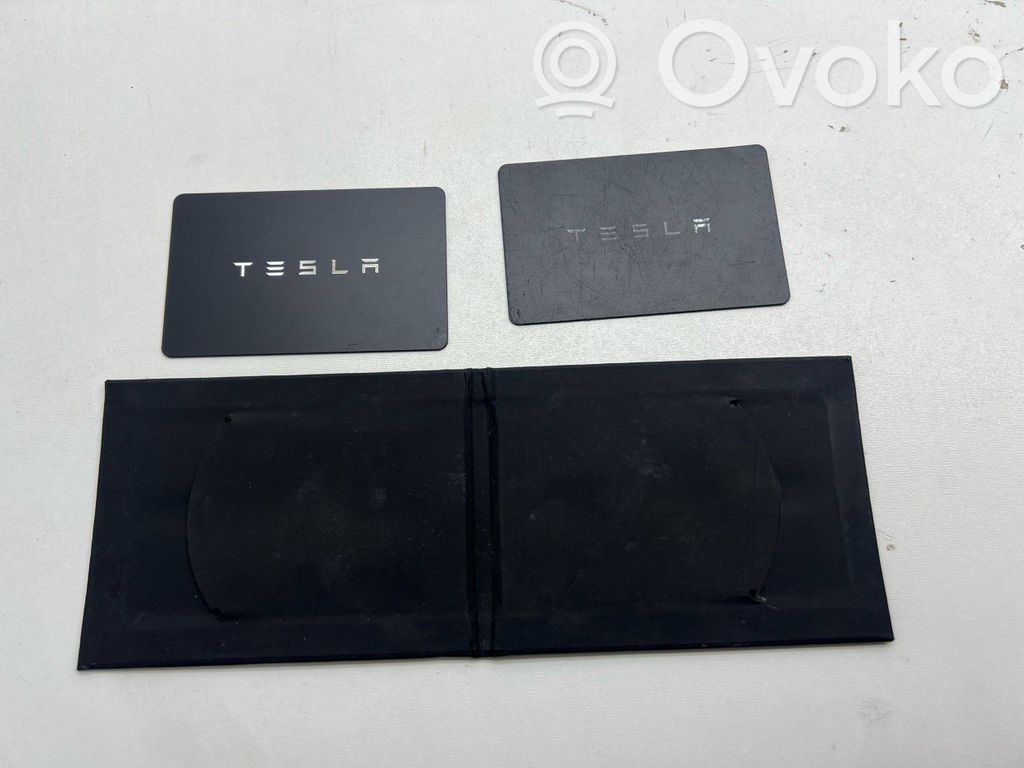 Ignition key/card