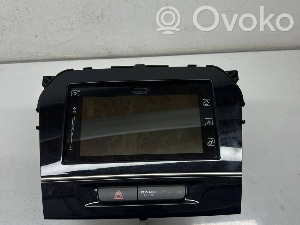 Panel / Radioodtwarzacz CD/DVD/GPS   7505001418,3992054P64,52R03992054P64,10R057977