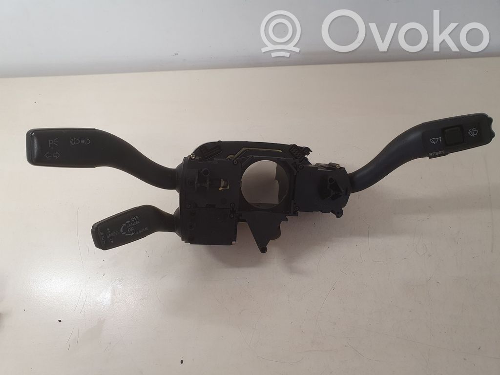 Audi A8 S8 D3 4E Wiper turn signal indicator stalk/switch 