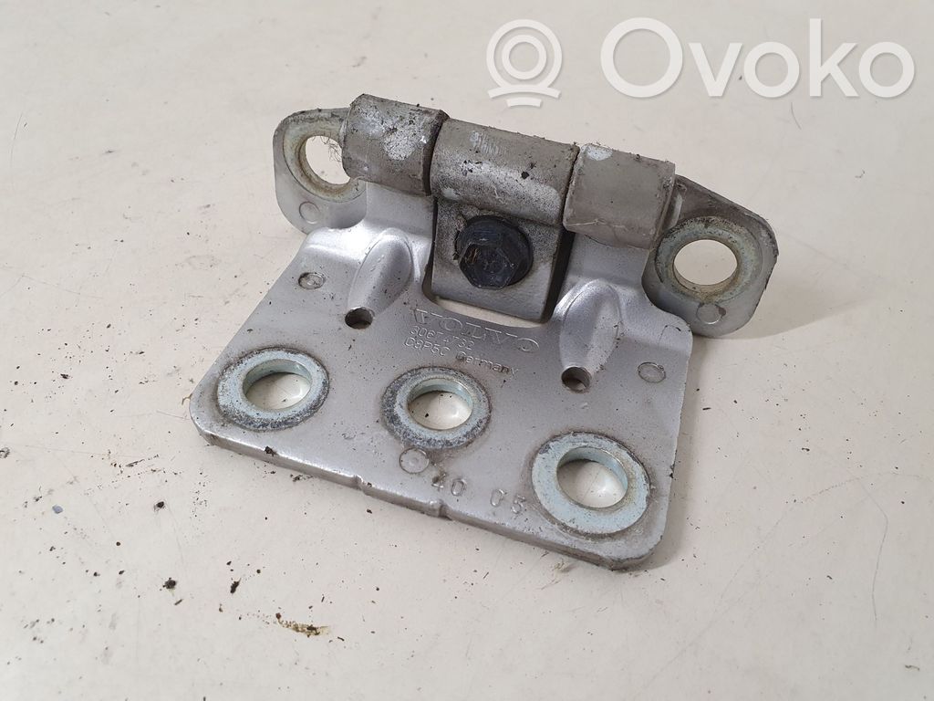 Volvo XC90 Tailgate hinge 