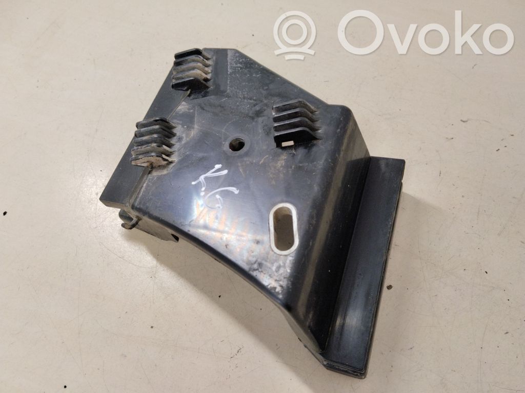 Audi A8 S8 D2 4D Rear bumper mounting bracket 