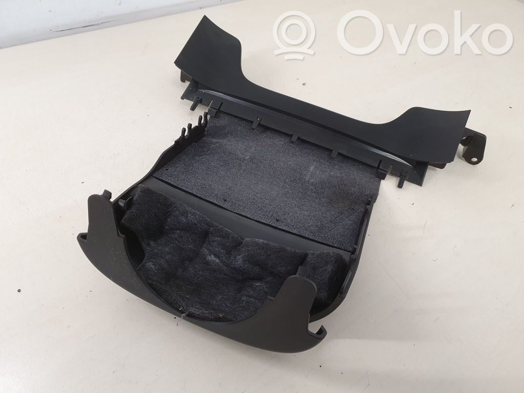 Opel Insignia A Vairo ašies apdaila 