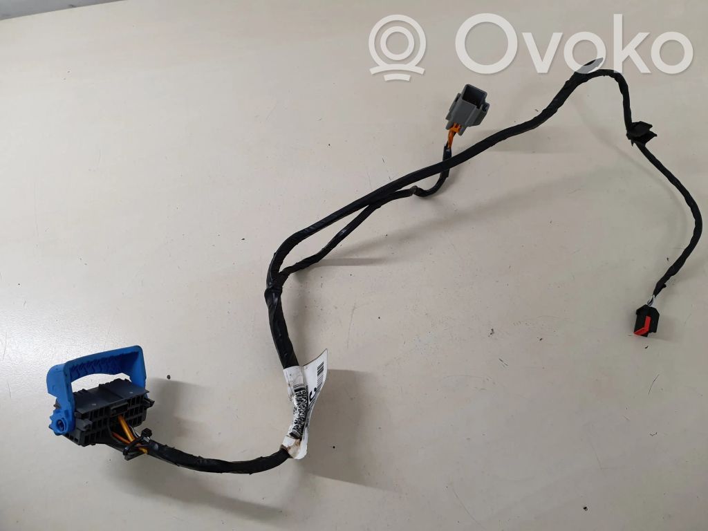Ford C-MAX I AUX savienotājs 