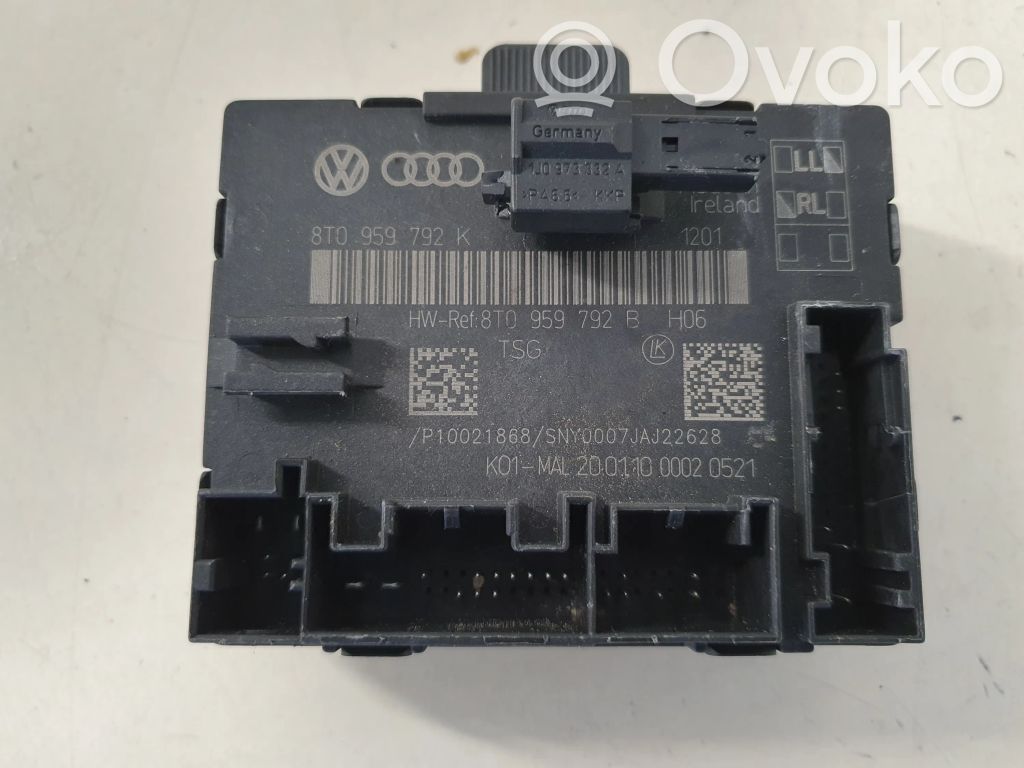 Audi A5 8T 8F Door control unit/module 