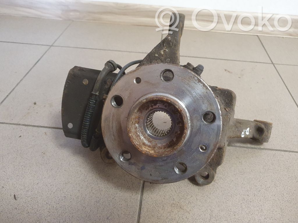 Cubo de rueda delantera