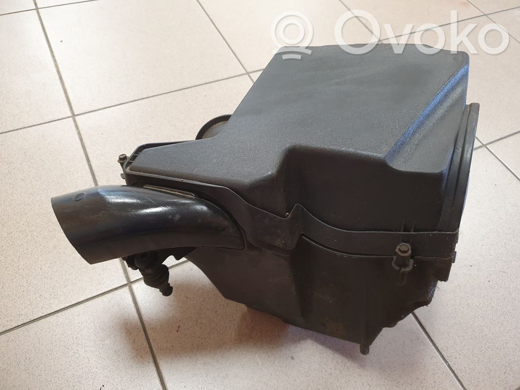 Ford Focus Oro filtro dėžė 