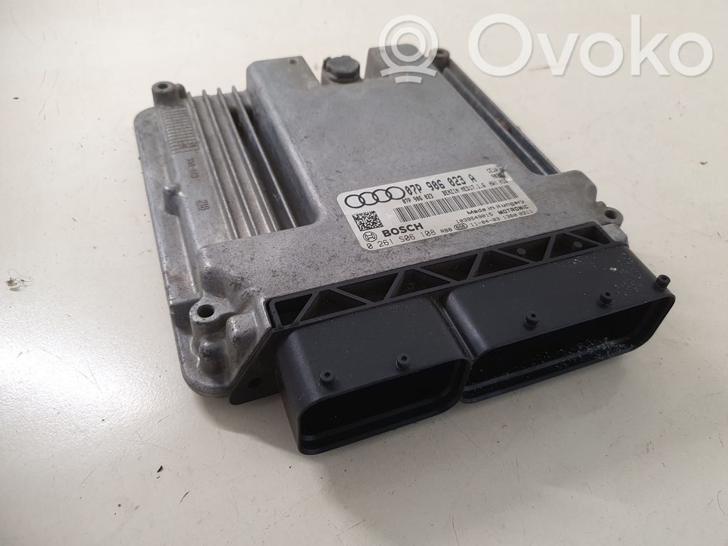 Audi A8 S8 D4 4H Engine control unit/module 