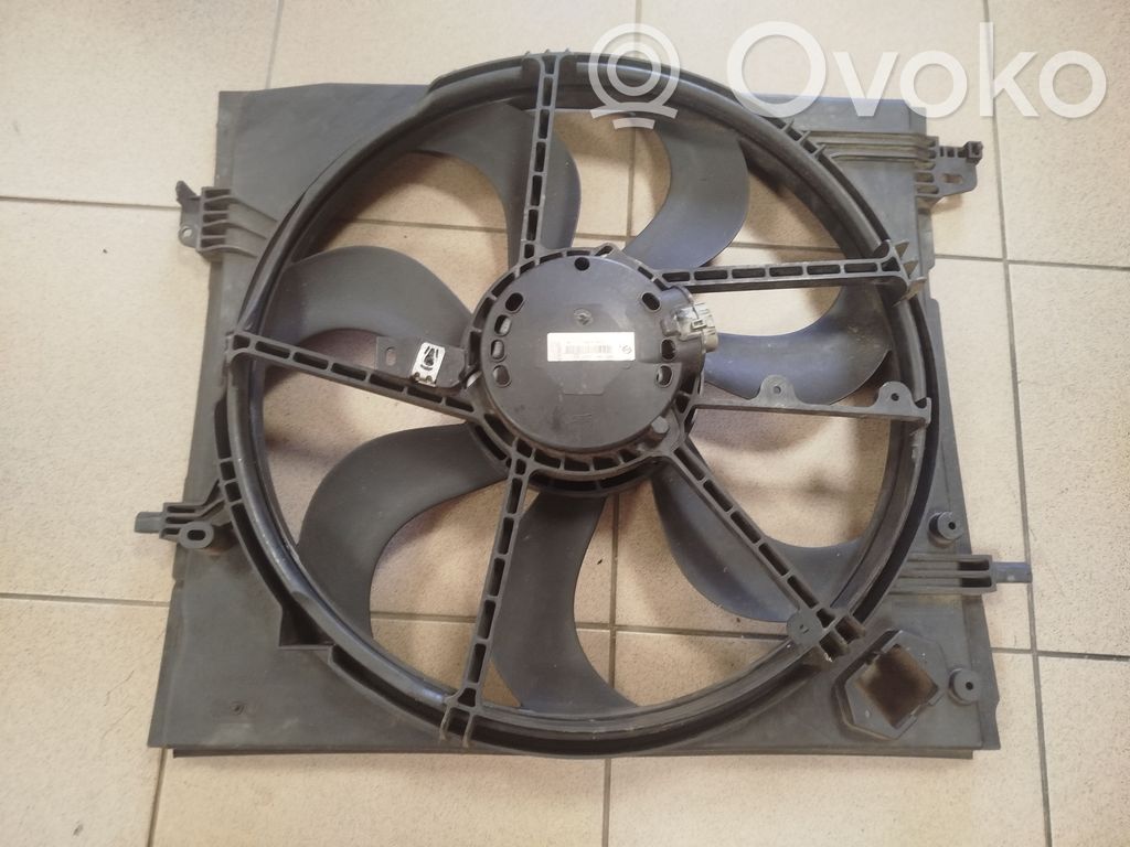 Nissan Qashqai Elektrisks radiatoru ventilators 