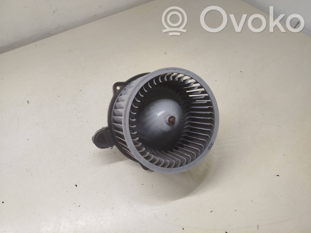 KIA Carens III Mazā radiatora ventilators 