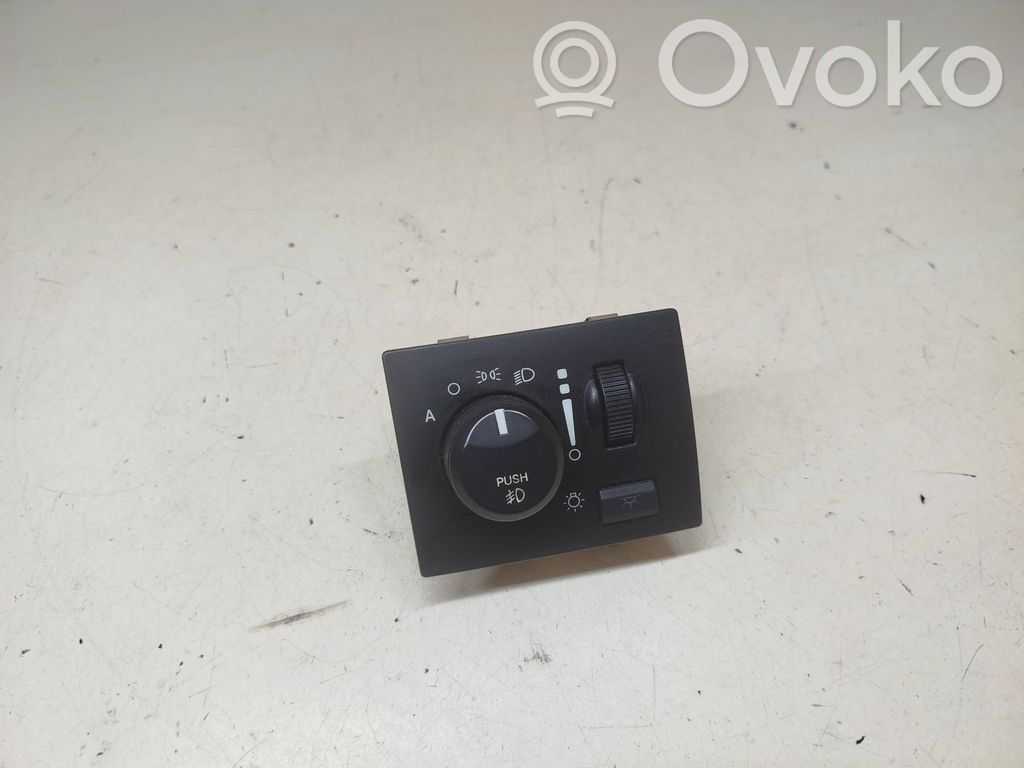 Chrysler Town & Country V Light switch 