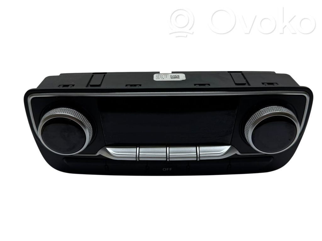 Audi Q7 4M Climate control unit 