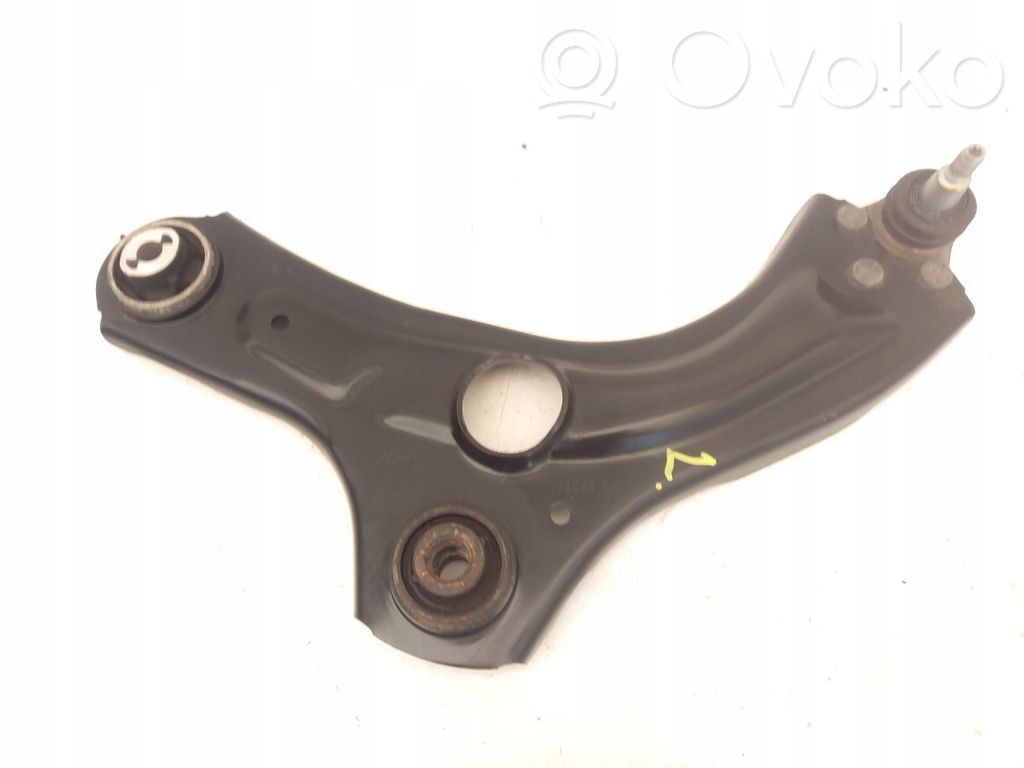 Renault Clio V Front control arm 