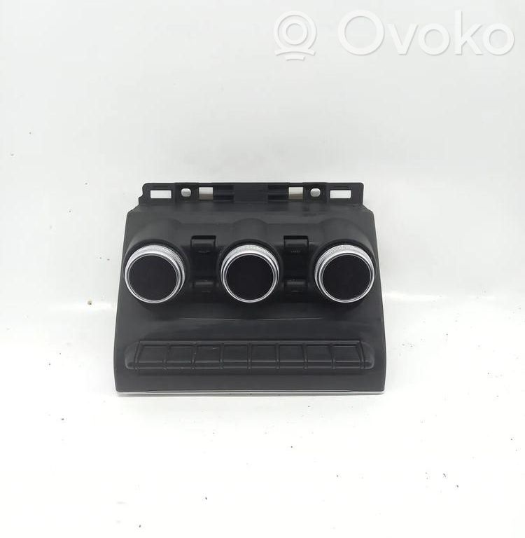 Renault Captur II Climate control unit 