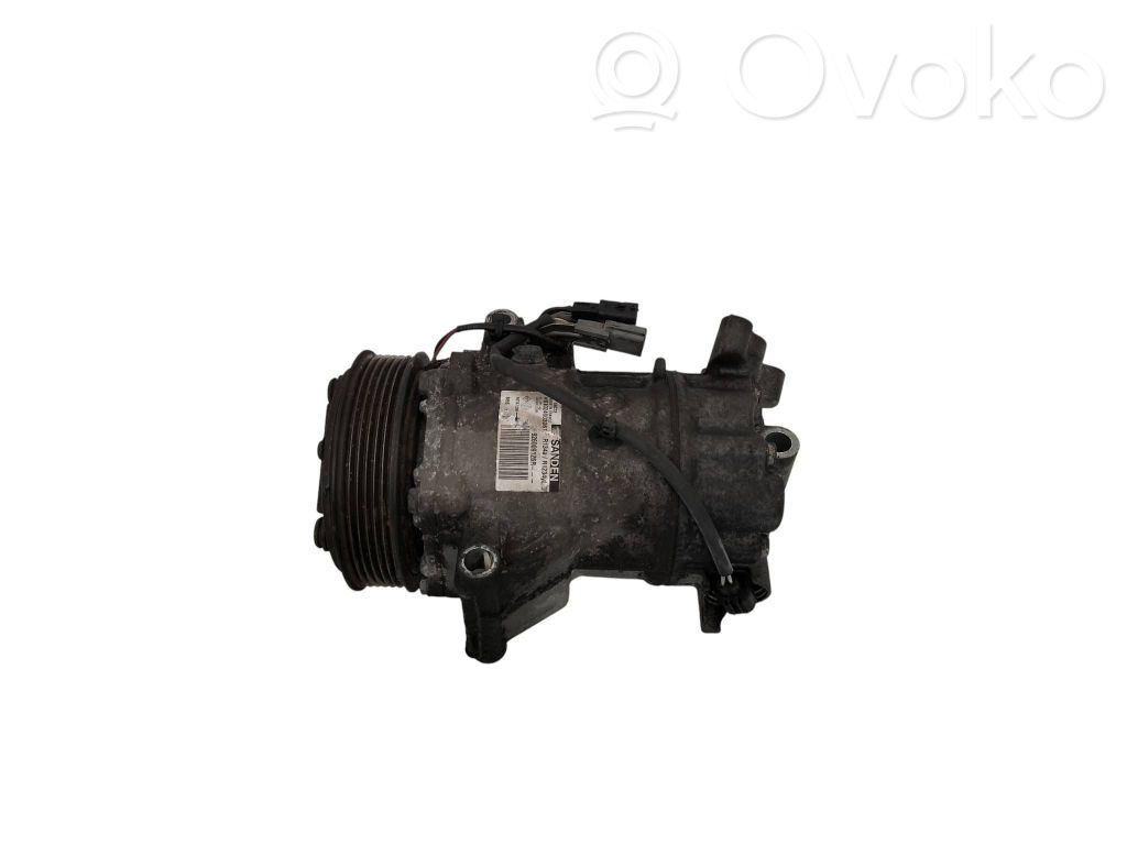 Renault Clio V Air conditioning (A/C) compressor (pump) 