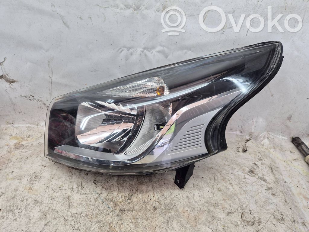 Renault Trafic III (X82) Scheinwerfer 