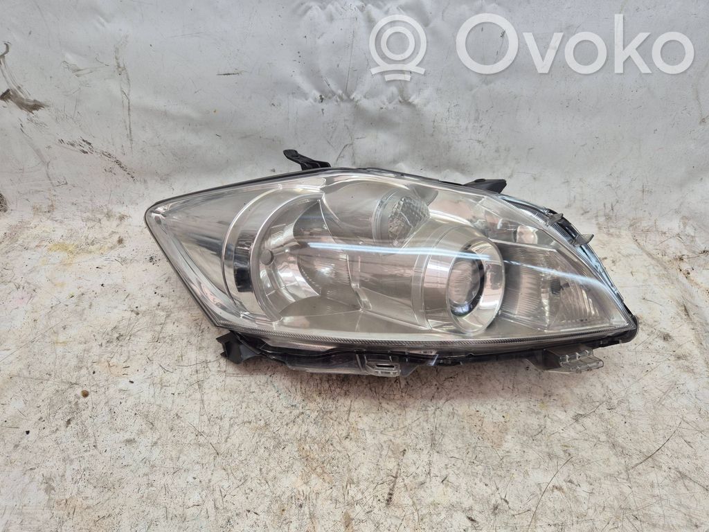 Toyota Auris 150 Lampa przednia 
