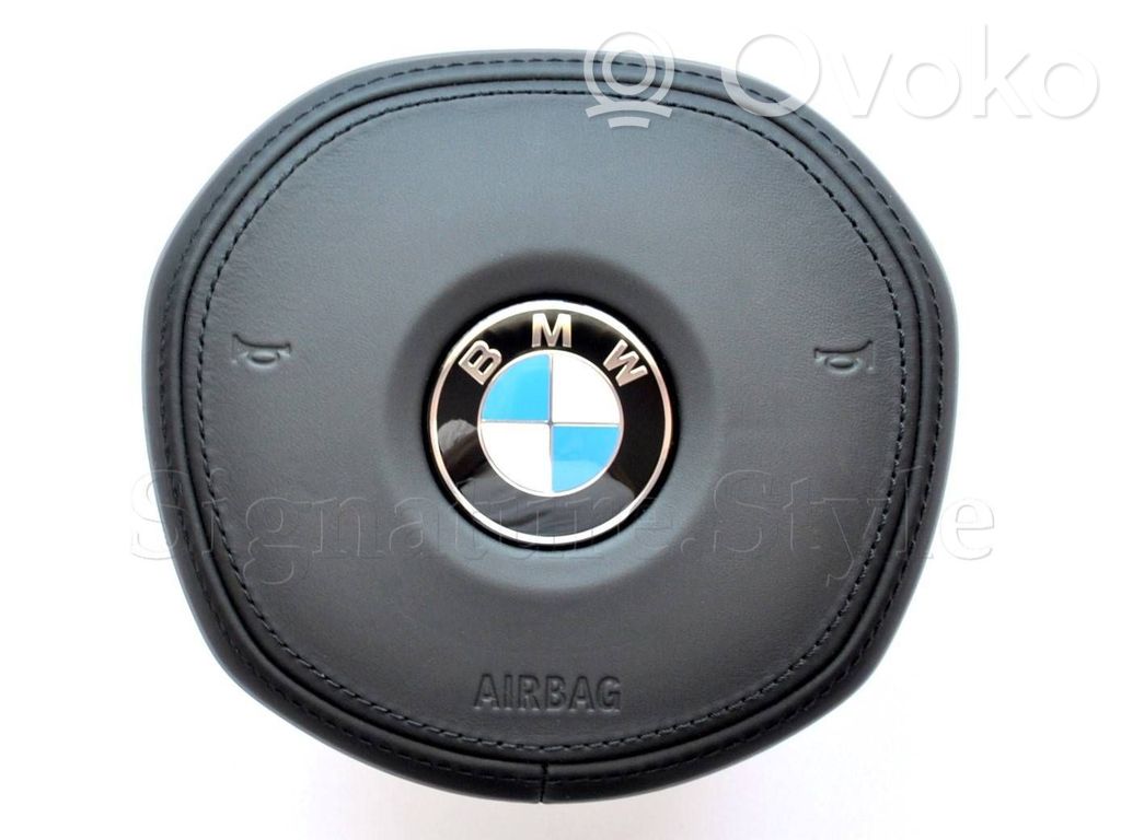 BMW M3 G80 Vairo oro pagalvė 