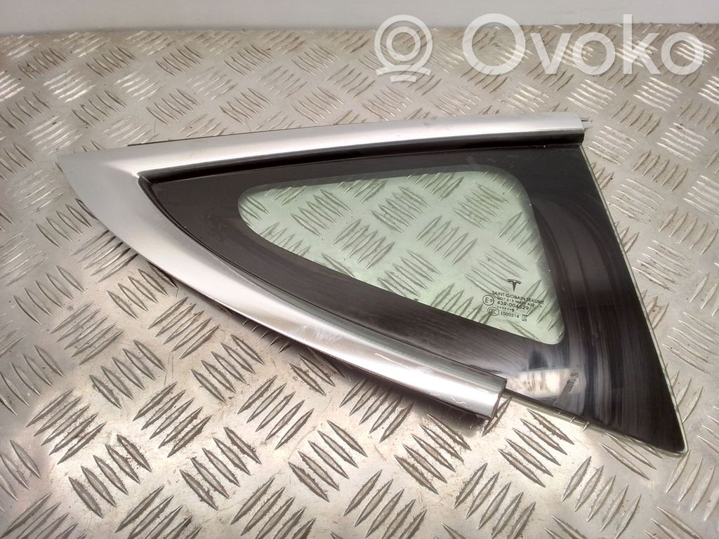 Tesla Model 3 Rear vent window glass 