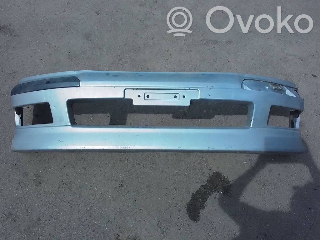 Mitsubishi Space Wagon Parachoques delantero 