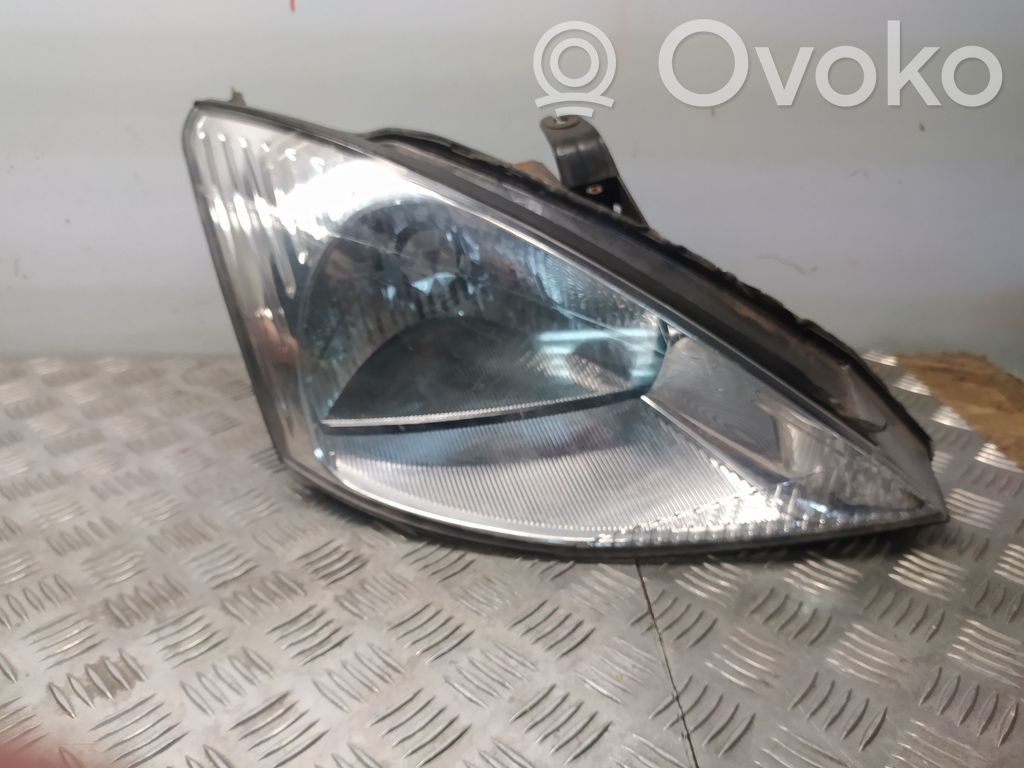 Headlight/headlamp   YS4X13005