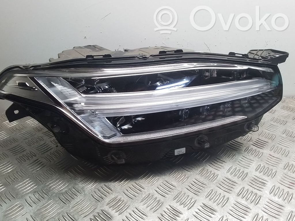 Volvo XC90 Scheinwerfer 