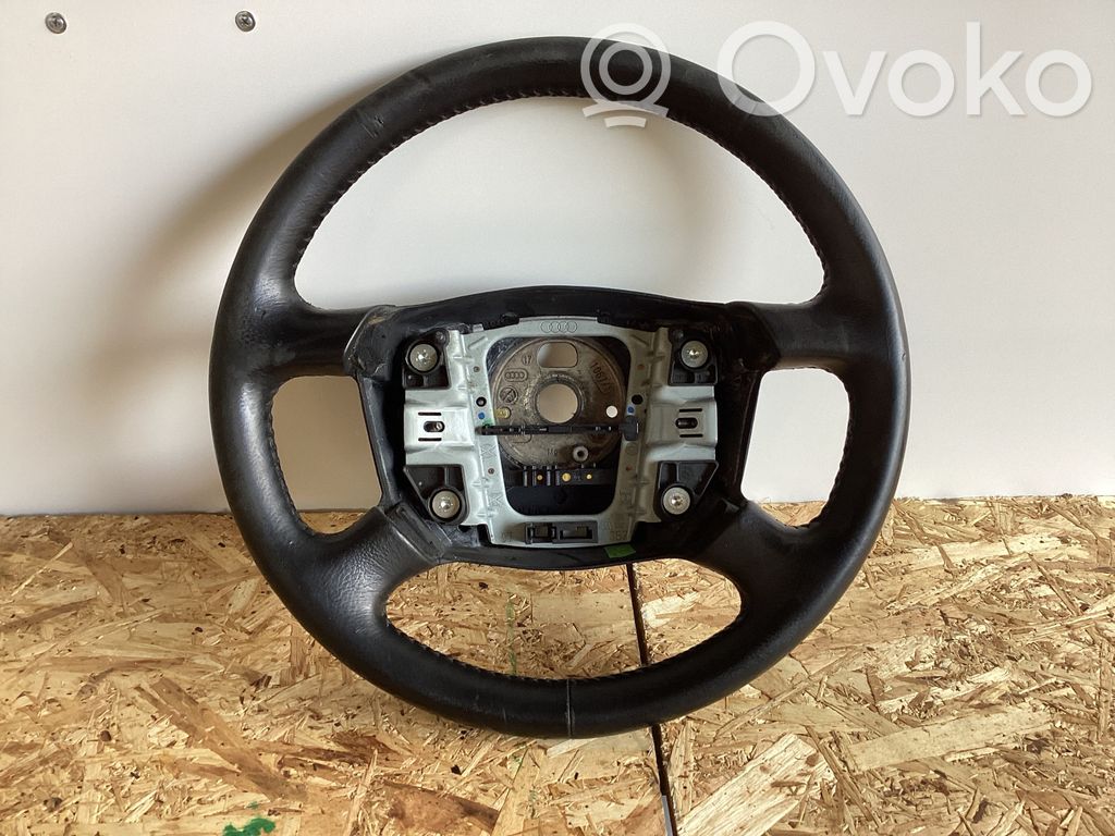 Audi A6 S6 C5 4B Ohjauspyörä 