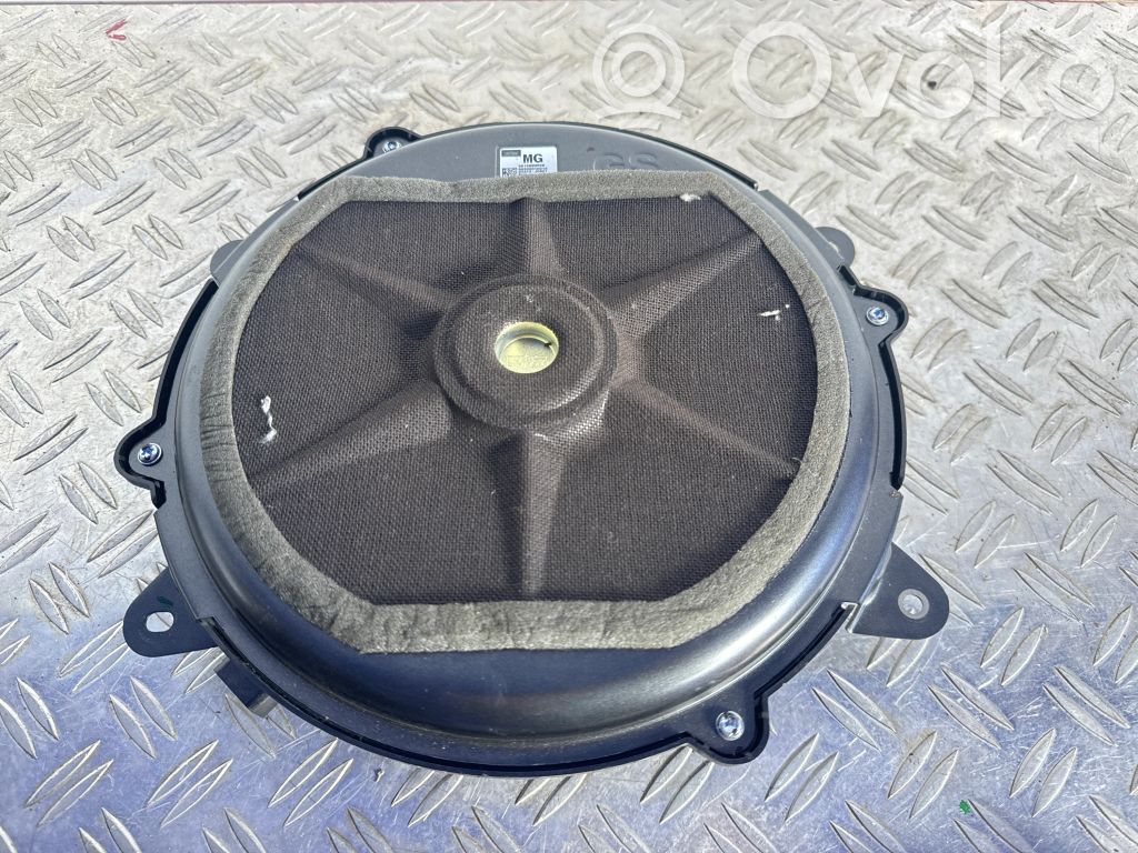Lexus RC Altavoz subwoofer 