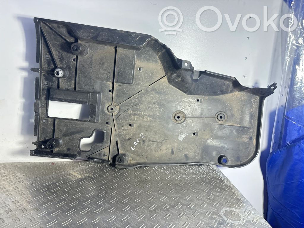 Lexus RC Protección inferior lateral 