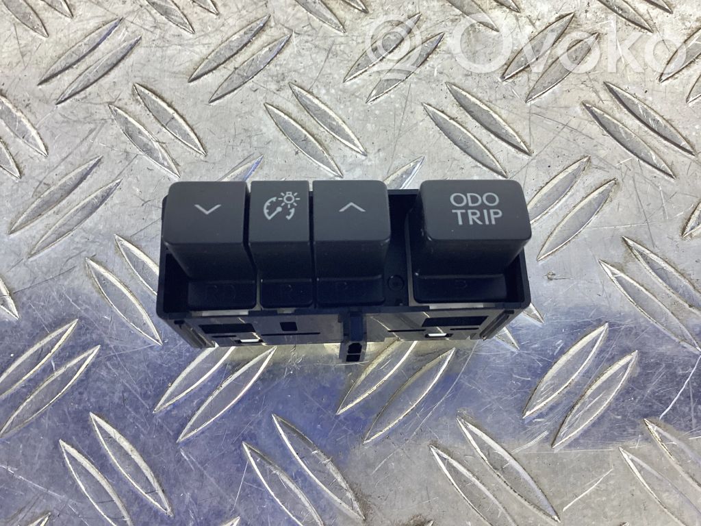 Interruptor de luz   15D053