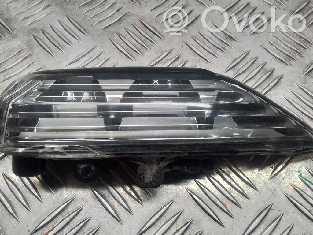Subaru Legacy Pagrieziena lukturis spogulī 