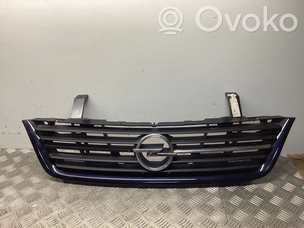 Opel Sintra Etupuskurin ylempi jäähdytinsäleikkö 