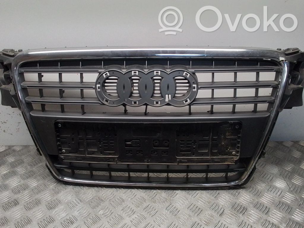 Audi A4 S4 B8 8K Maskownica / Grill / Atrapa górna chłodnicy 