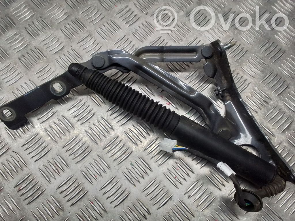 Tesla Model S Soft lock spindle drive 