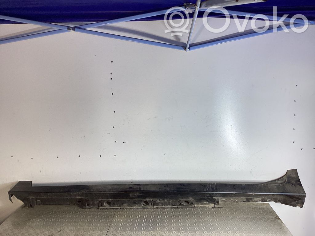 Lexus CT 200H Sill 