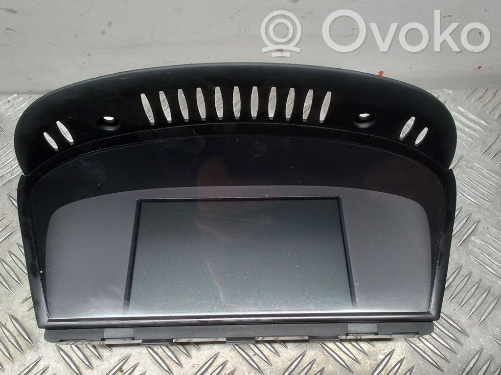 Bildschirm / Display / Anzeige   65826973671