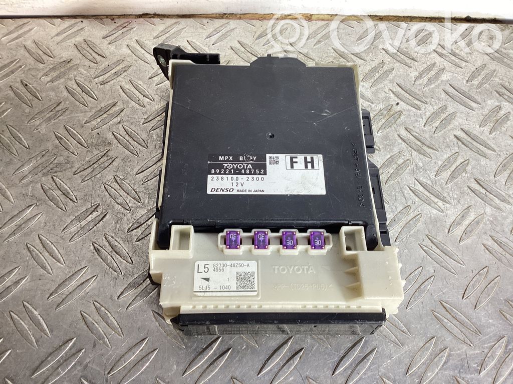 Lexus RX 450H Module de fusibles 