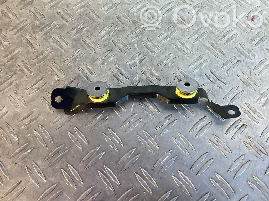 Porsche Macan (95B) Headlight/headlamp mounting bracket 