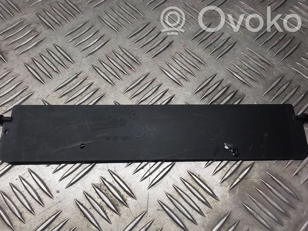 Audi A7 S7 4G Kita variklio skyriaus detalė 