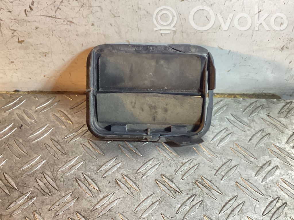 Quarter panel pressure vent   2F2AB280B62