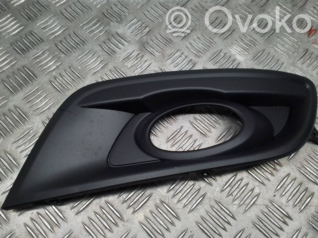 Mazda 3 I Etusumuvalon ritilä 
