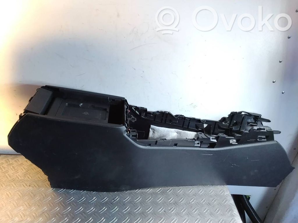 Lexus NX Center console 