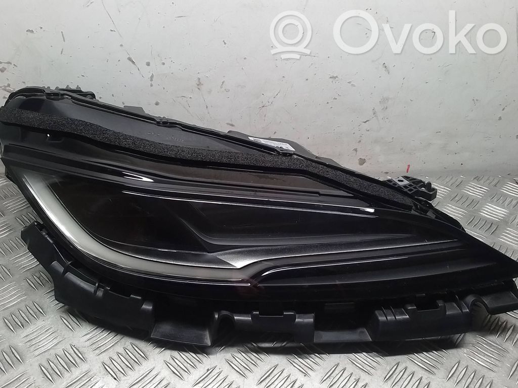 Headlight/headlamp   176088900F