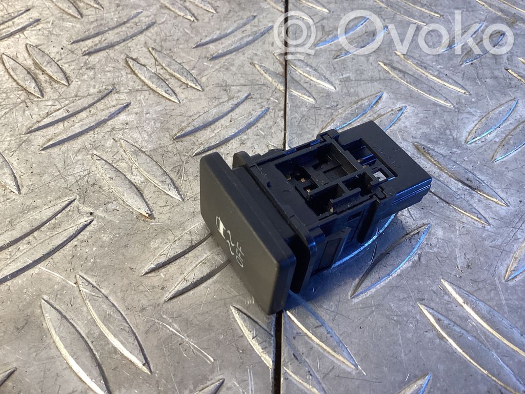 ESP (stability program) switch   15C032