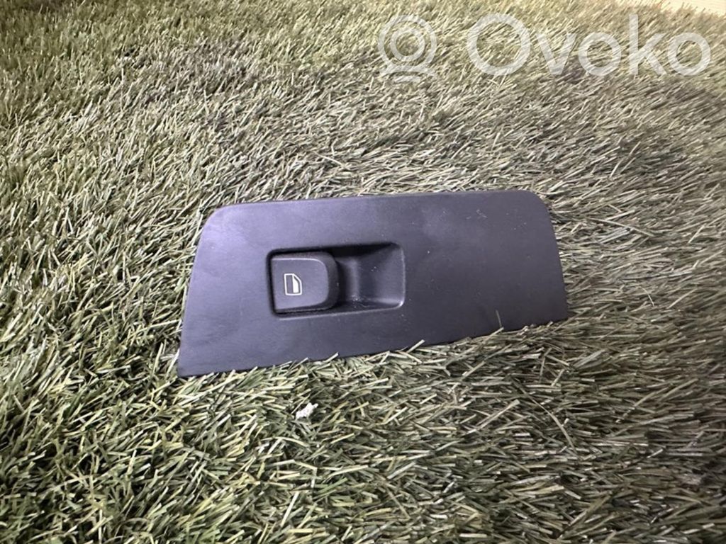 Audi A1 Electric window control switch 