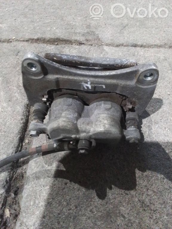 Subaru Outback (BT) Etujarrusatula 