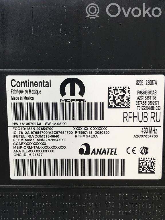 Chrysler Pacifica Antenna control unit 