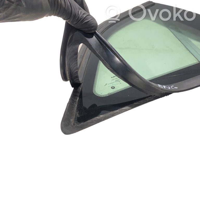 Dodge Challenger Rear side window 
