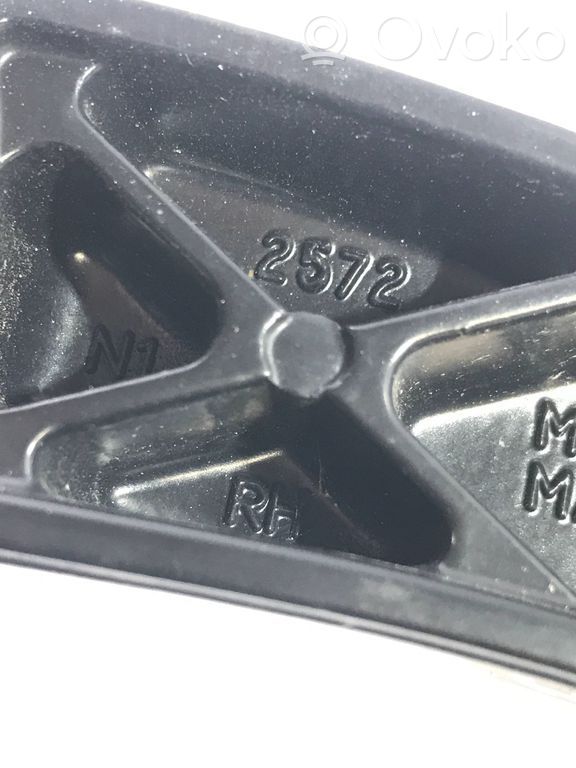 Chevrolet Camaro Priekšējā loga tīrītāja kājiņa 